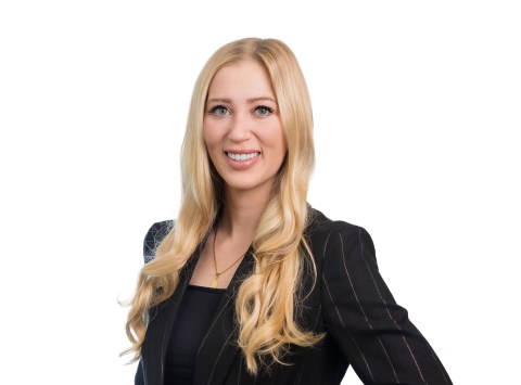 Ali Wolf